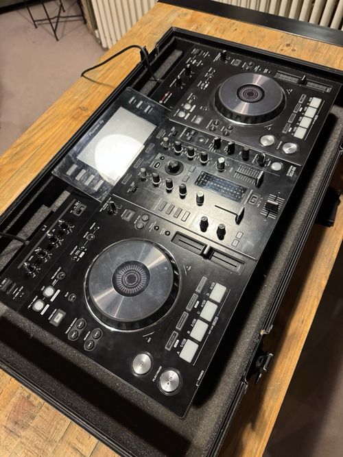 Pioneer XDJ-RR +  Black Flight Case — image 2
