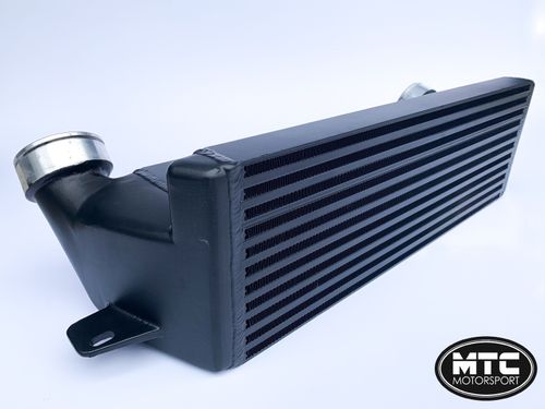 MTC BMW 335D E90-E93 TURBO FRONT MOUNT INTERCOOLER BLACK AND BOOST HOSE — image 2