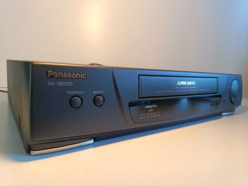 Panasonic NV-SD230B Super Drive VHS Recorder Player With Remote, Fully Working  — image 16