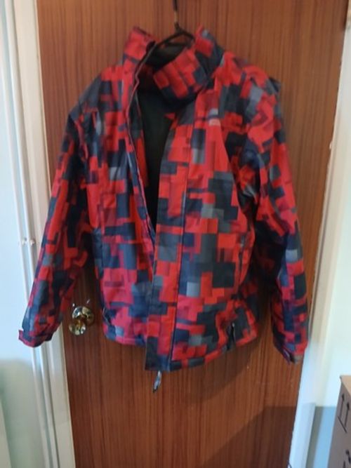 Mountain Warehouse Shadow II Ski Jacket, S/P - Free Postage