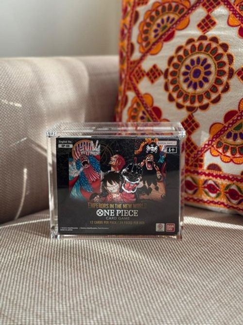 One Piece Booster Box Acrylic Case: OP04 - OP17 - Premium Magnetic UV Resistant
