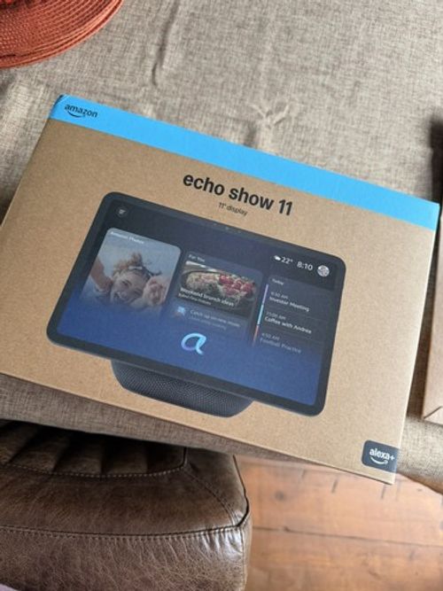 Amazon Echo Show 11 newest gen Vibrant Full-HD 11" display Graphite