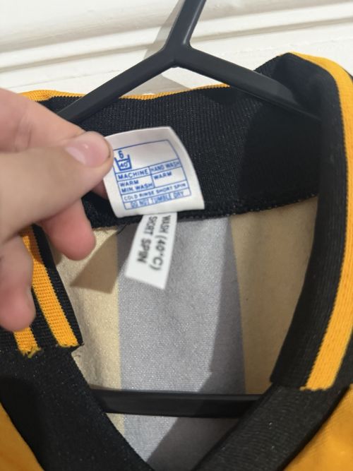 Rare Vintage 1990s Kilkenny GAA Hurling Jersey - Long Sleeve - Made In Ireland — image 4