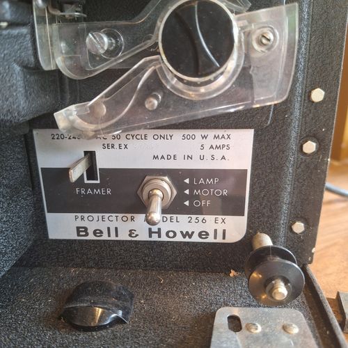 Bell And Howell Autoload Projector 8mm MODEL 256 In Black Case  — image 2
