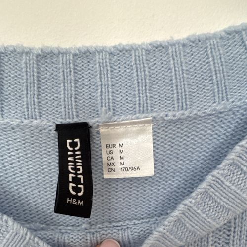 H&M Women’s Blue Cable Knit Crew Neck Cropped Pullover Jumper Size M — image 2