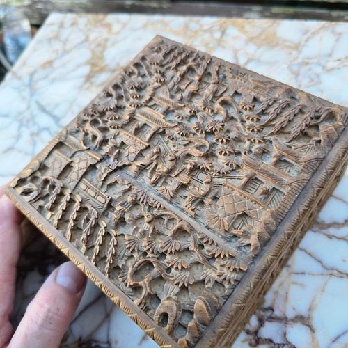 Chinese Antique Box Sandalwood Finely Carved 19th century Qing Dynasty Wood — image 13