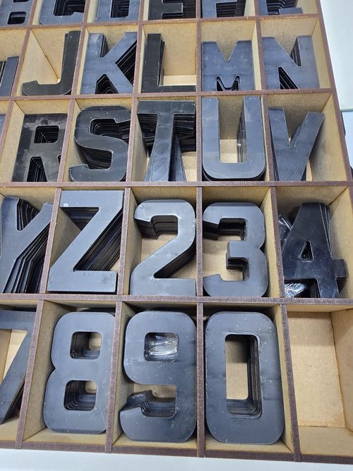 4D NUMBER PLATE LETTERS NUMBER PLATES/SIGNS self peel adhesive 3mm GLOSS BLACK — image 6