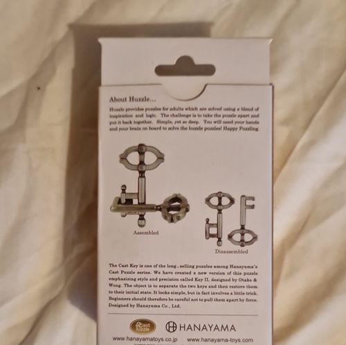 Hanayama Huzzle Cast Key II Metal Brain Teaser Puzzle Silver — image 2