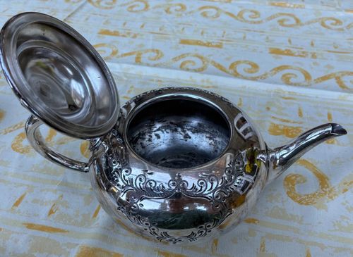 Silver-plated antique teapot set with matching sugar bowl and milk jug — image 4