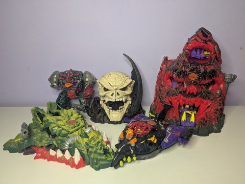 Mighty Max Vintage Large Toy PlaySet Bundle With Accessories  — image 1