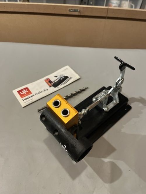 UJK Pocket Hole Jig With Drill Bit and extraction Adaptor