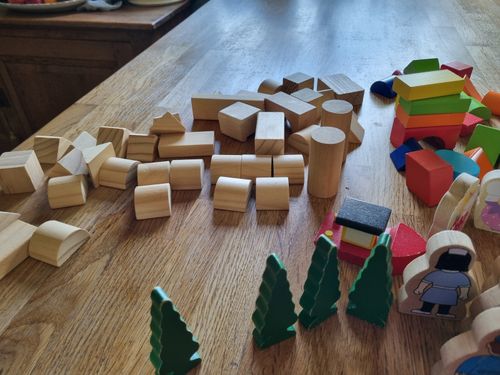 Big jigs Wooden Toy Bundle 160 + Pieces. Farm Zoo  People Trees Shops Signs Etc — image 9