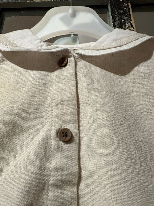Laura Ashley  Linen Romper 3-6 Months Beige/White Collar romper never worn — image 2