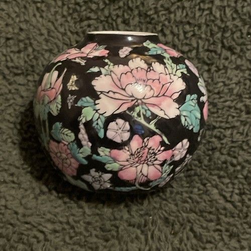 Vintage Chinese Famille Noire Ginger Jar Porcelain Flower Vase Jingdezhen Mark