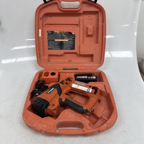 Paslode IM65 F16 Nail Gun 2nd Fix Brad Nailer Kit Battery Charger Case