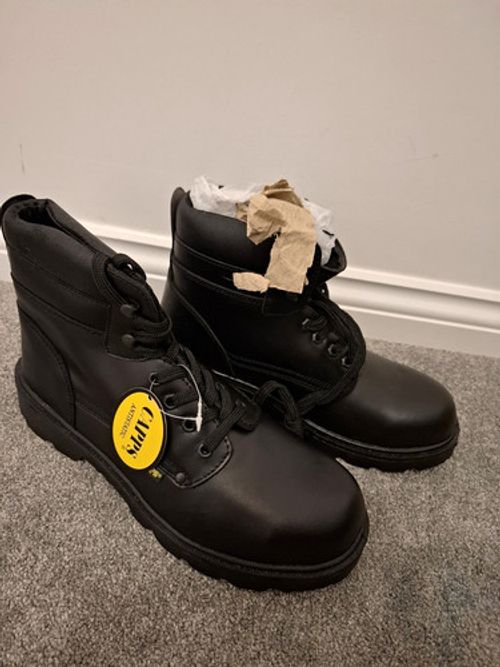 Capps Black Lace-Up Ankle Safety Work Boots for Workwear & Jobsite Use
