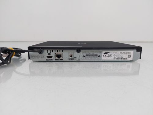 Samsung BD-J5500 Smart 3D DVD Blu-Ray Player With Remote — image 4