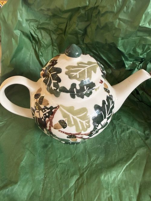 Emma Bridgewater Oak Leaves 2 cup teapot — image 5
