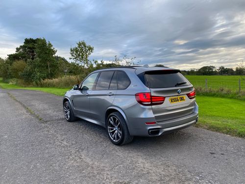 BMW X5 40e M Sport — image 3