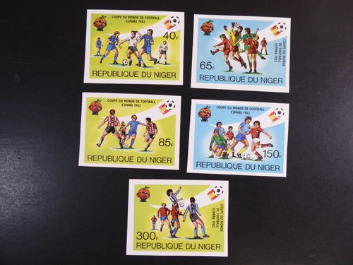 Football I, top collection unc. Series (22) & Special Blocks (101), **/MNH — image 24