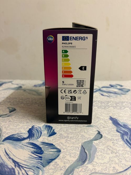PHILIPS HUE GU10 3PACK SMART SPOTLIGHT–WHITE AND COLOUR AMBIANCE GU10 400 LUMEN. — image 3