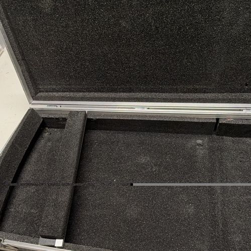 Black/Silver Aluminium Flight Case with Wheels & Carry Handle, 86x50x18cm — image 6