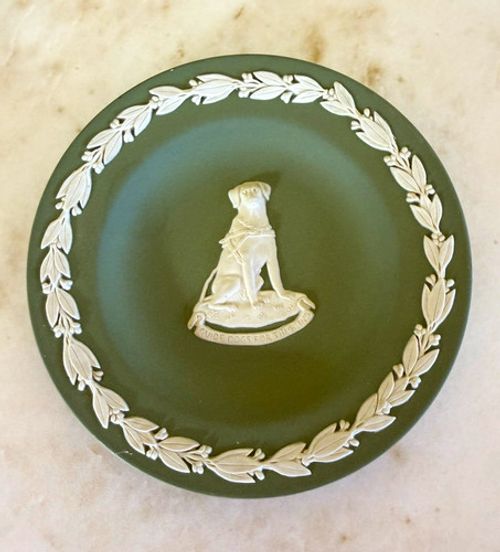 Wedgwood Green & White Jasperware Laurel Wreath Guide Dog Decorative Plate