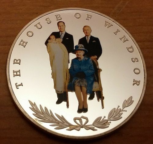 British Royal Family Gold & Silver Coin Queen Elizabeth II King Charles III Old — image 2