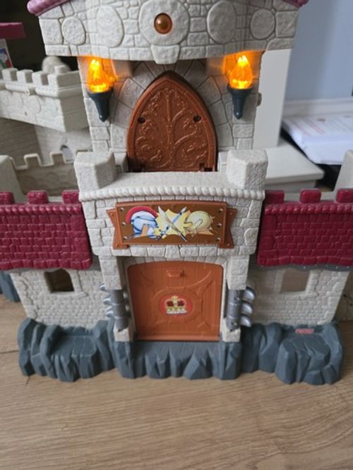 Fisher Price Imaginext Eagle Talon Castle Bundle  Working Lights & Sounds!