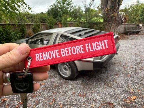 REMOVE BEFORE FLIGHT Key Ring Tag - Pop Culture, Delorean, Back To The Future