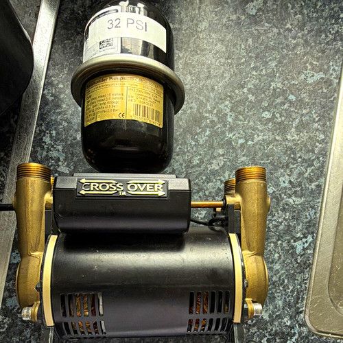 Salamander Pump CTFORCE30TU shower / whole house 3 Bar water pump. 