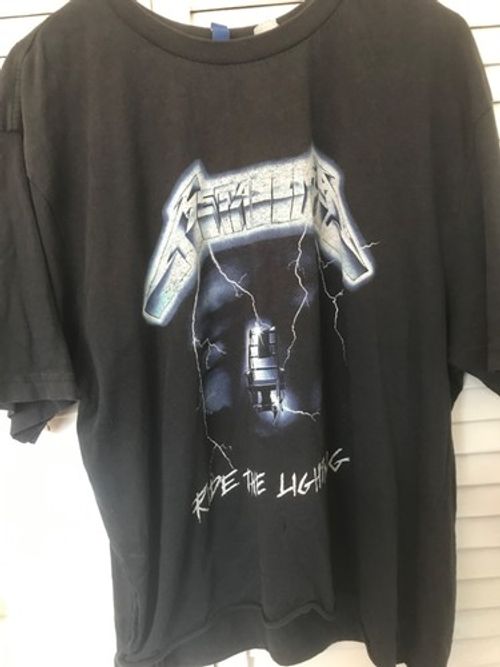 Metallica distressed ride the lightening cropped t shirt medium divided 