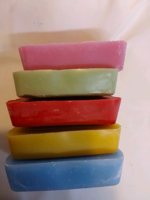 Candle wax 1.8kg for making candles Coloured @ lightly scented — image 2