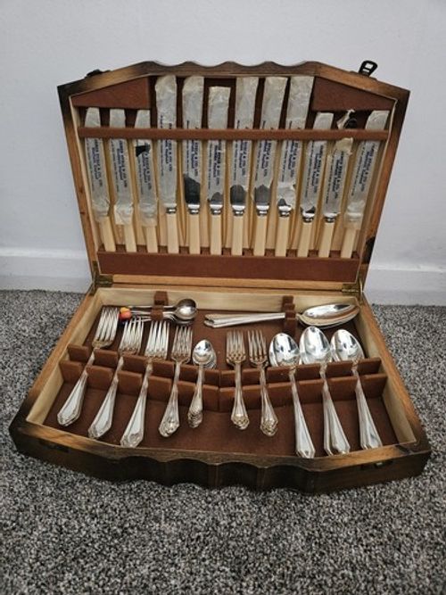 Vintage James Ryals Sheffield 6 Place Cutlery Canteen Set Silver Plated EPNS