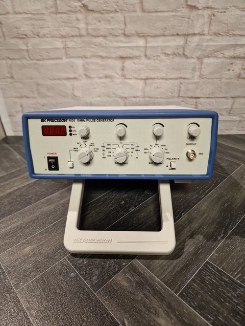 B&K PRECISION 4030 10mhz Pulse Generator New — image 2