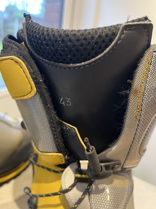 La Sportiva Spantik B3 Mountaineering Boots EU 43 — image 7