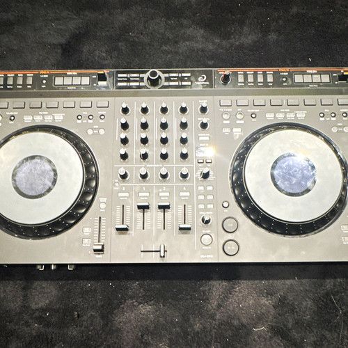 AlphaTheta DDJ-GRV6 2-Deck 4-Channel DJ Controller Built-In Mixer USB-C Black