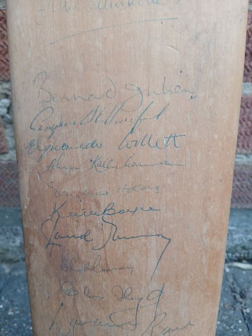 Gray Nicolls Cricket Bat Signed West Indies / New Zealand — image 4