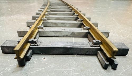 ASTER HOBBY - GAUGE 1 / G SCALE - CURVED TRACK SECTION - 3m RADIUS - 12 DEG ARC — image 2