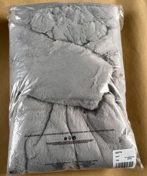 Baby Unisex Faux Fur Cuddle Suit - Grey - NEW - 9-12 MONTHS (22lbs) — image 4