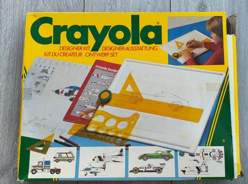 Vintage Crayola Designer Kit Boxed with drawing board & templates — image 7