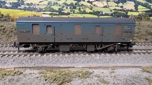 Bachmann BR MK1 NOV Covered Carriage Truck Blue, Ex-CCT, Model 39-551Z 00 gauge