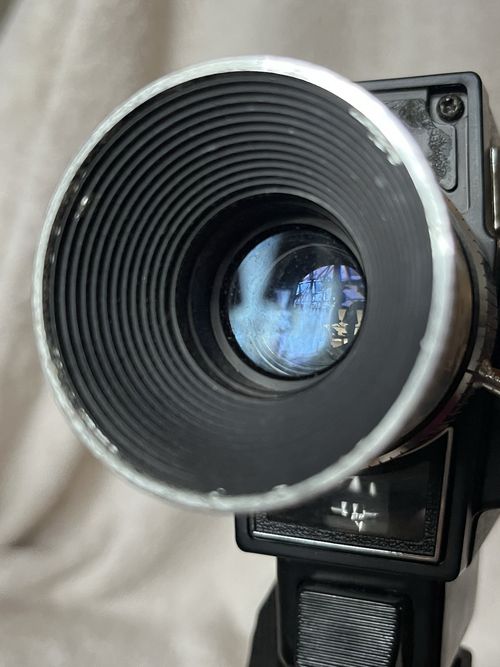Bell & Howell Autoload Super 8 Film Video Camera Vintage With Batteries & Film — image 10