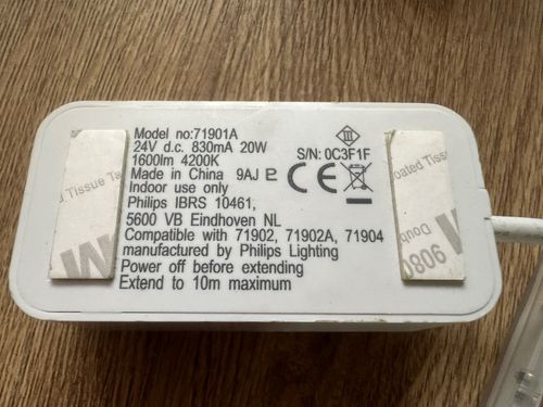 Philips Hue 2M Smart Lightstrip + 71901A LED RGB - NON Bluetooth — image 8