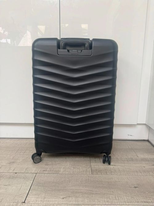 Large + Cabin Samsonite Suitcase with TSA Lock & Expandable Capacity - Blk — image 6