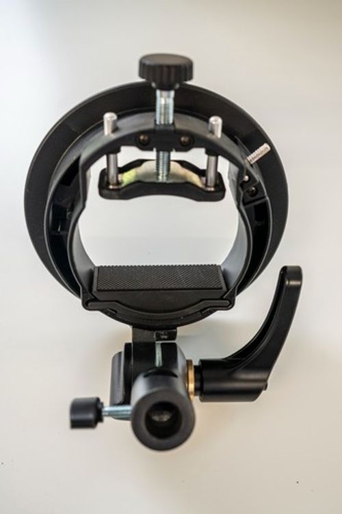 Godox Flashgun Speedlight Bracket for Bowens / Godox S-Fit Softboxes & Modifers