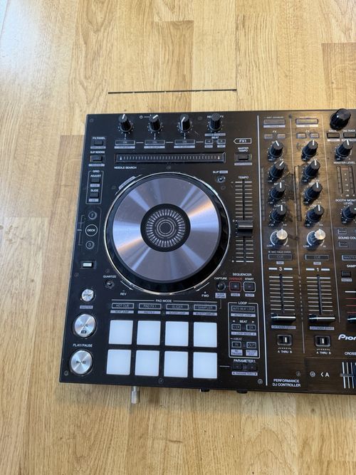 Pioneer DDJ-RX 4-Channel DJ Controller — image 4
