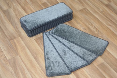 14 Carpet Stair Case Treads Majestic Grey 609 Saxony Large Pads  20cm x 50cm x14 — image 3