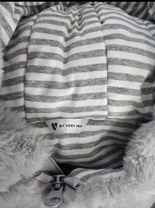 Baby Unisex Faux Fur Cuddle Suit - Grey - NEW - 9-12 MONTHS (22lbs) — image 6