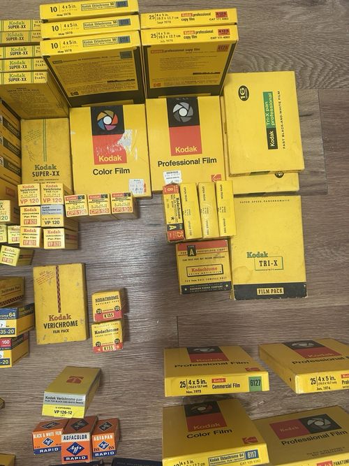 RARE VINTAGE FILM LOT, SEVERAL VINTAGE KODAK FILMS, EXP 40s, 50s, 60s, 70s, 80s — image 8